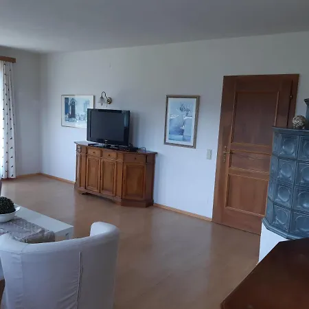 Maurer Apartment *